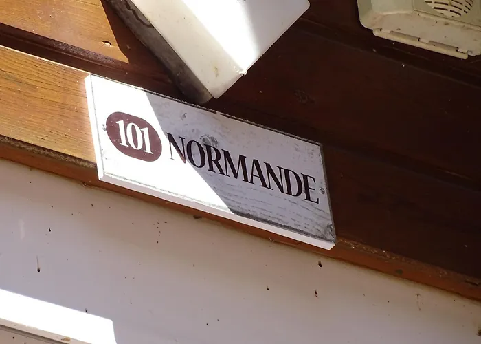 Du Cote De Chez Sam